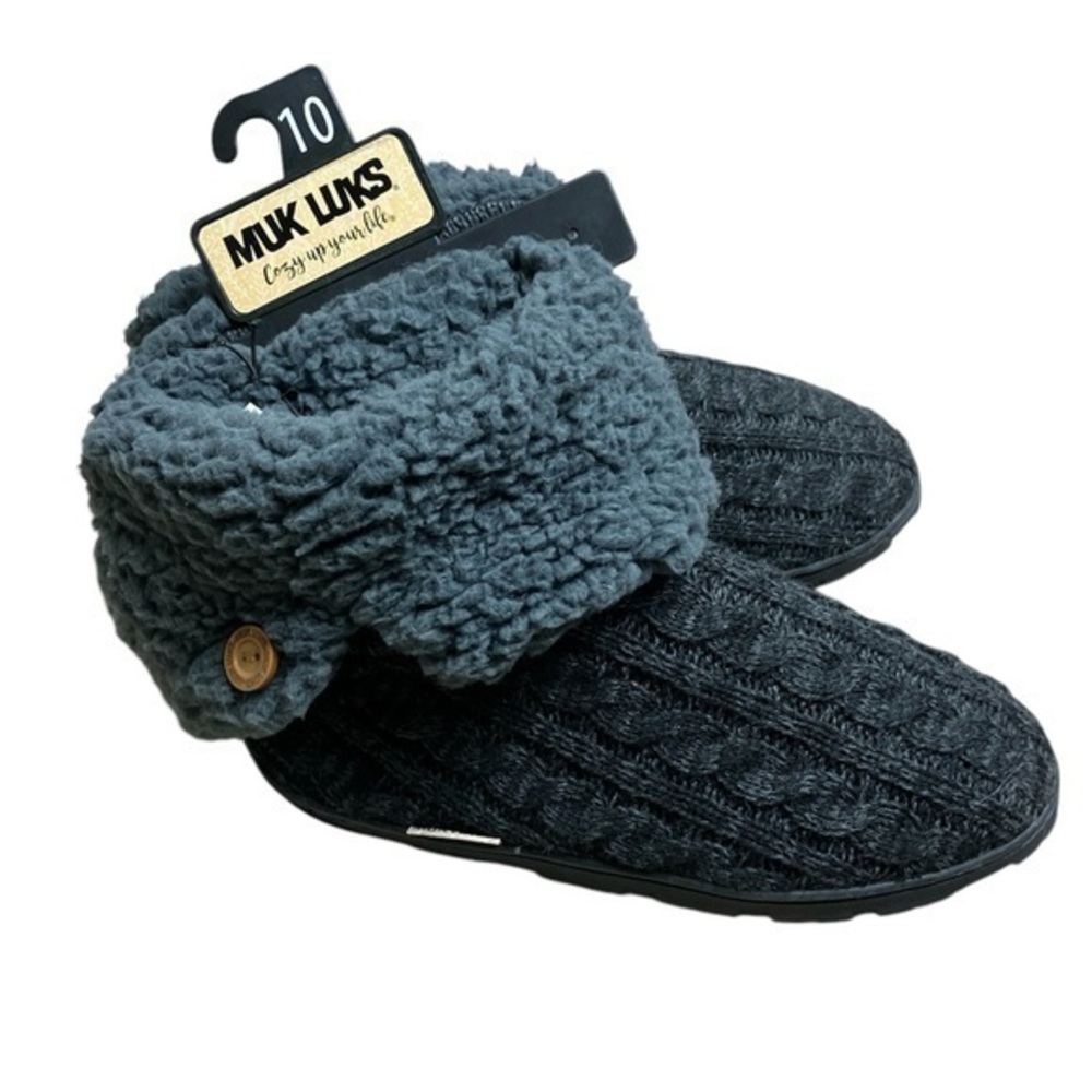 Muk Luks Womens 10 boots